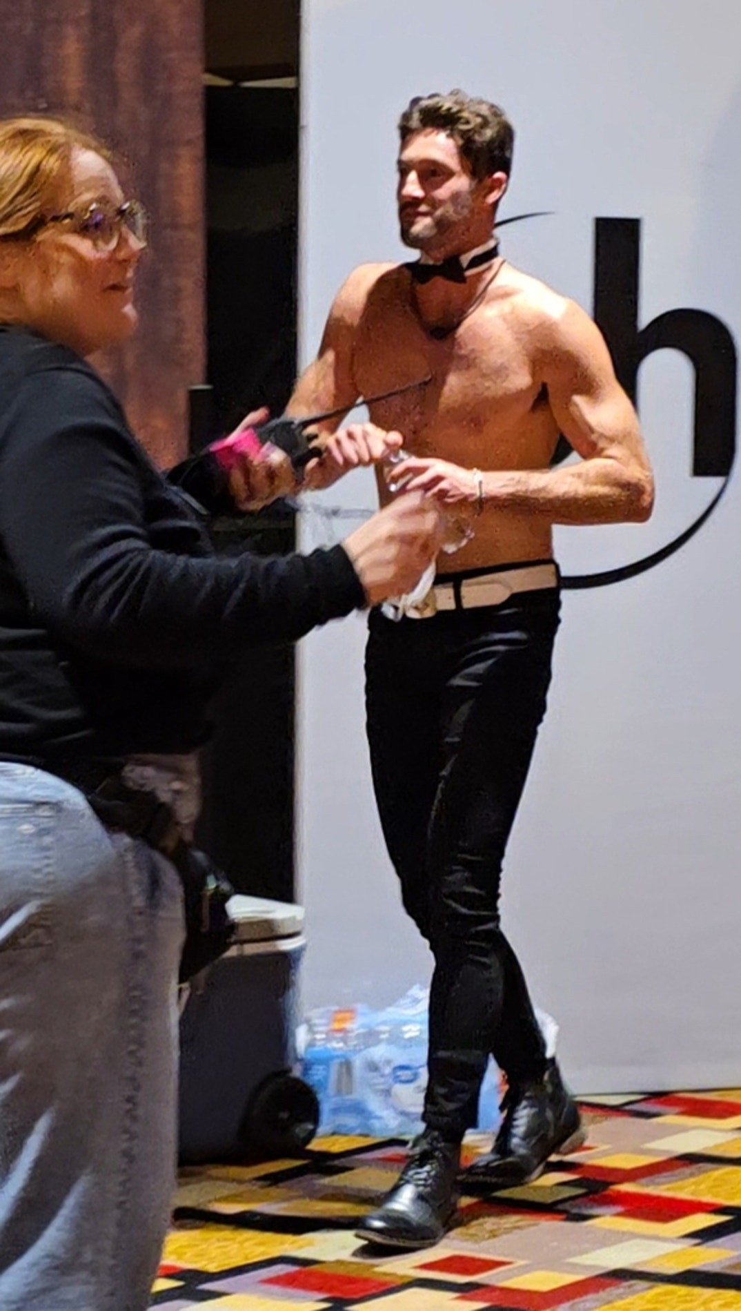 Taylor Frankie Paul Shares Romantic Moment With Suitor During Bachelorette Filming In Las Vegas  10