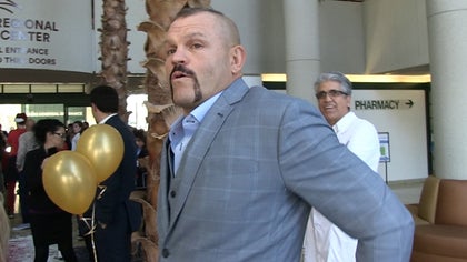 122117_chuck_liddell_kjal