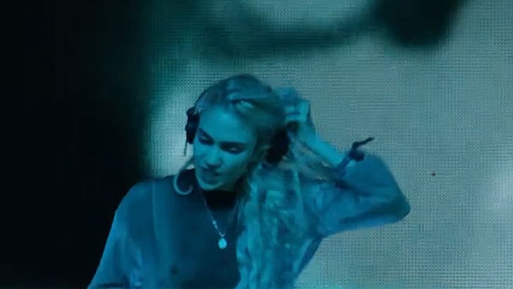 Grimes Freaks Out During Rough Coachella Set, Blames Technical Problems