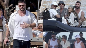 0811-Chris-Hemsowrth-Liam-Hemsworth-Matt-Damon-Rita-Ora-Ibiza-PRIMARY
