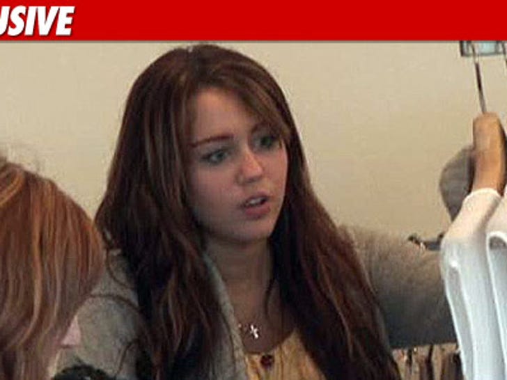 0917_miley_cyrus_ex_tmz