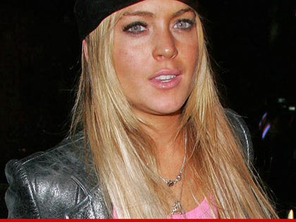 0525_lindsay_lohan