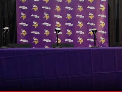 0917-vikings-presser-01