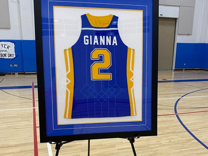 0205-gianna-bryant-jersey-retirement-ig