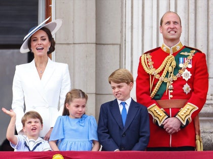 0322-Prince-William-Kate-Middleton-Royal-Family-Photos-PRIMARY