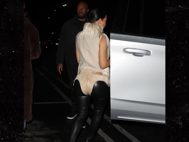 0318-KIM-KARDashian-Handles-Handles-Cream-Calabasas-Photos-Primary-2