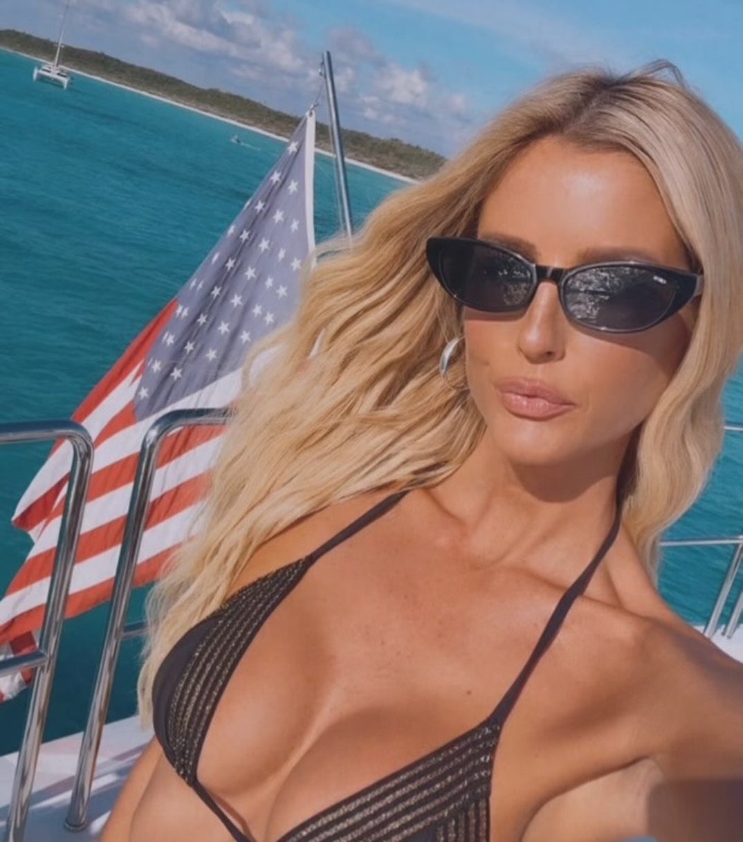 Emma Hernan Bahamas 1