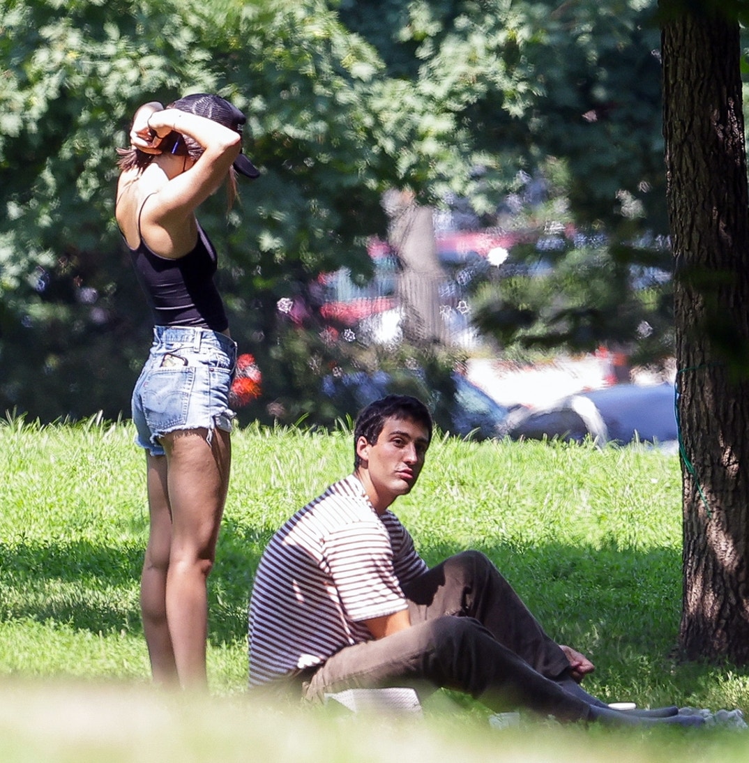 Olivia Rodrigo Park PDA 8