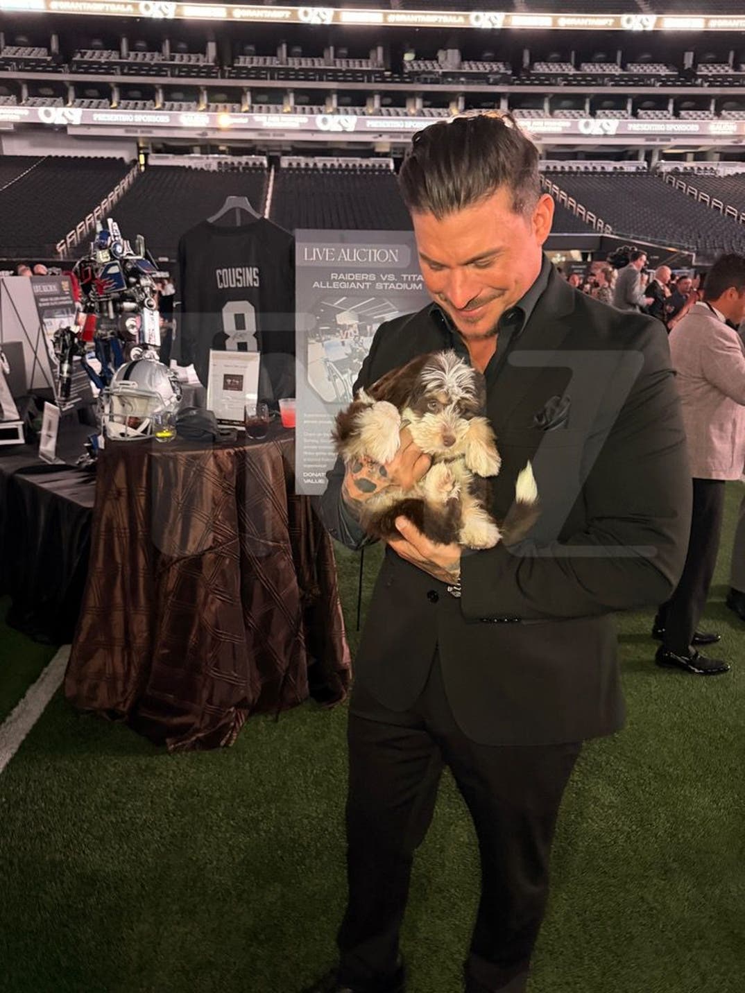 1023 Jax Taylor & Lori Krebs Gift Gala Vegas 5