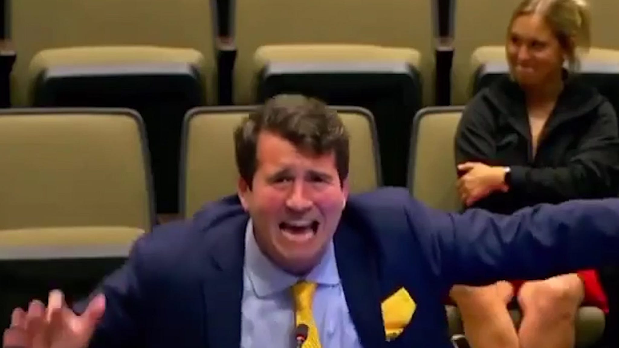 Comedian Raps About Killing Putin, Ukraine During TX City Council Meeting