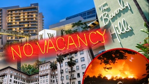 NO VACANCY hotels in los angeles