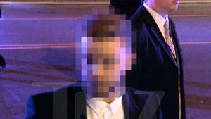 012726_justin_timberlake_guess_who_primary