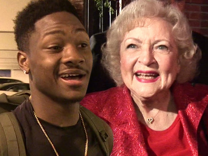 Bills WR Stefon Diggs Honors Betty White with Pregame Cleats.jpg