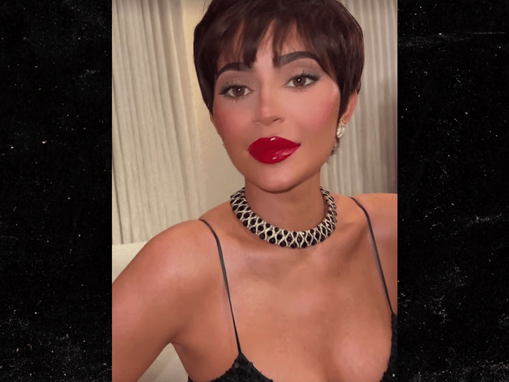 Kris Jenner Birthday Post November 5, 2018 – Star Style