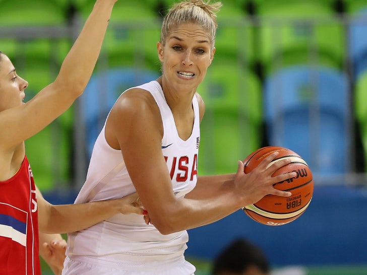 Elena Delle Donne On The Court