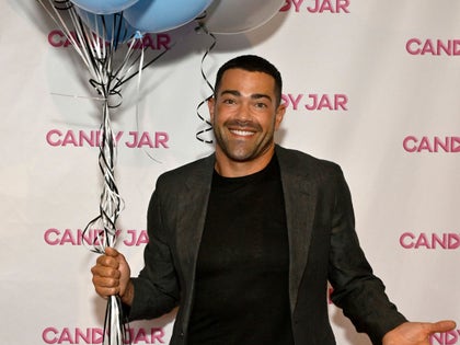 0611-Jesse-Metcalfe-Red-Carpet-Soriee-PRIMARY