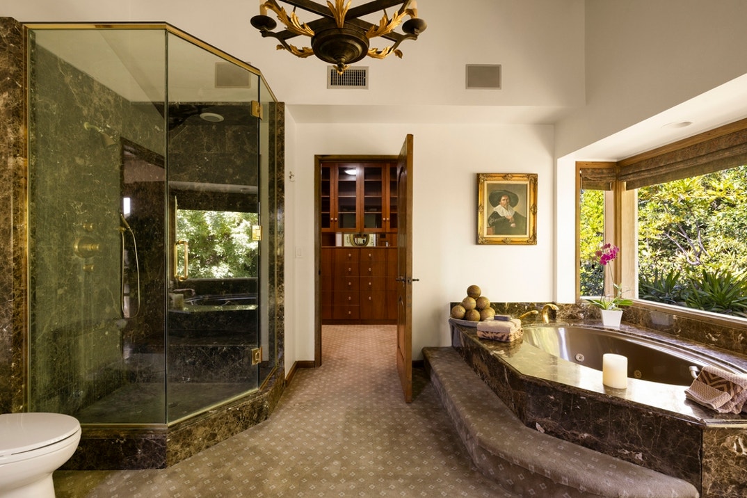 Jean Harlow Estate 39