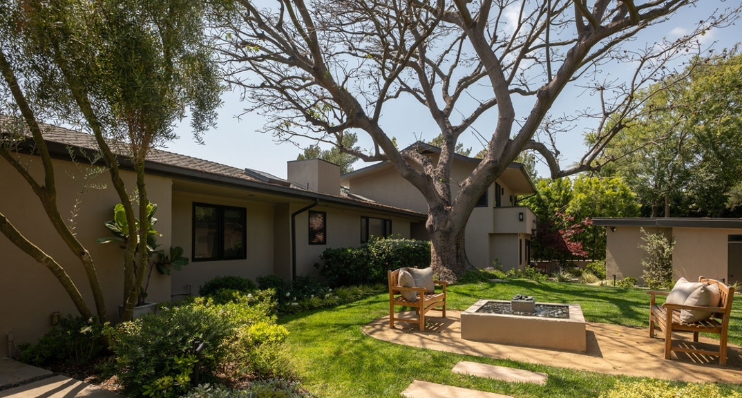 Chris Evans Hollywood Home New Pics 5