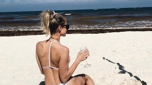 Kristin Cavallari Vacations In Bikini In Mexico without Jay Cutler