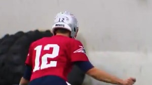 Tom Brady Shows Off Ass-Droppin' Dance Moves At Patriots Practice