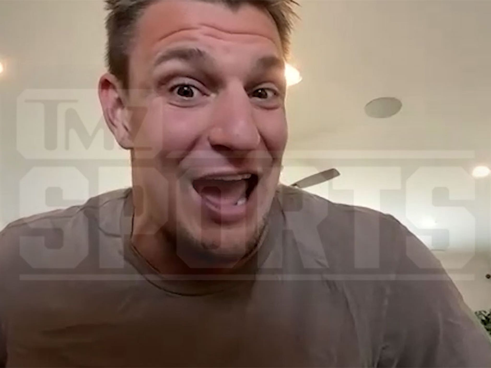 Rob Gronkowski talks Wildcats, TV roles, shoots down NFL return at