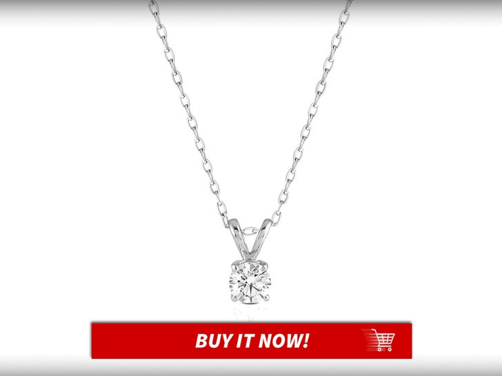 Amazon-Essentials-Lab-Grown-Diamond-Pendant-Gift-Guide-Jewelry-MAIN