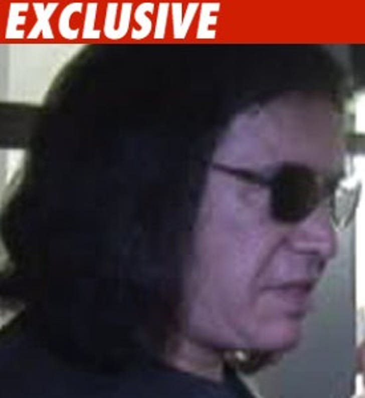 Gene Simmons Fights Restraining Order :: 1223_simmons-2