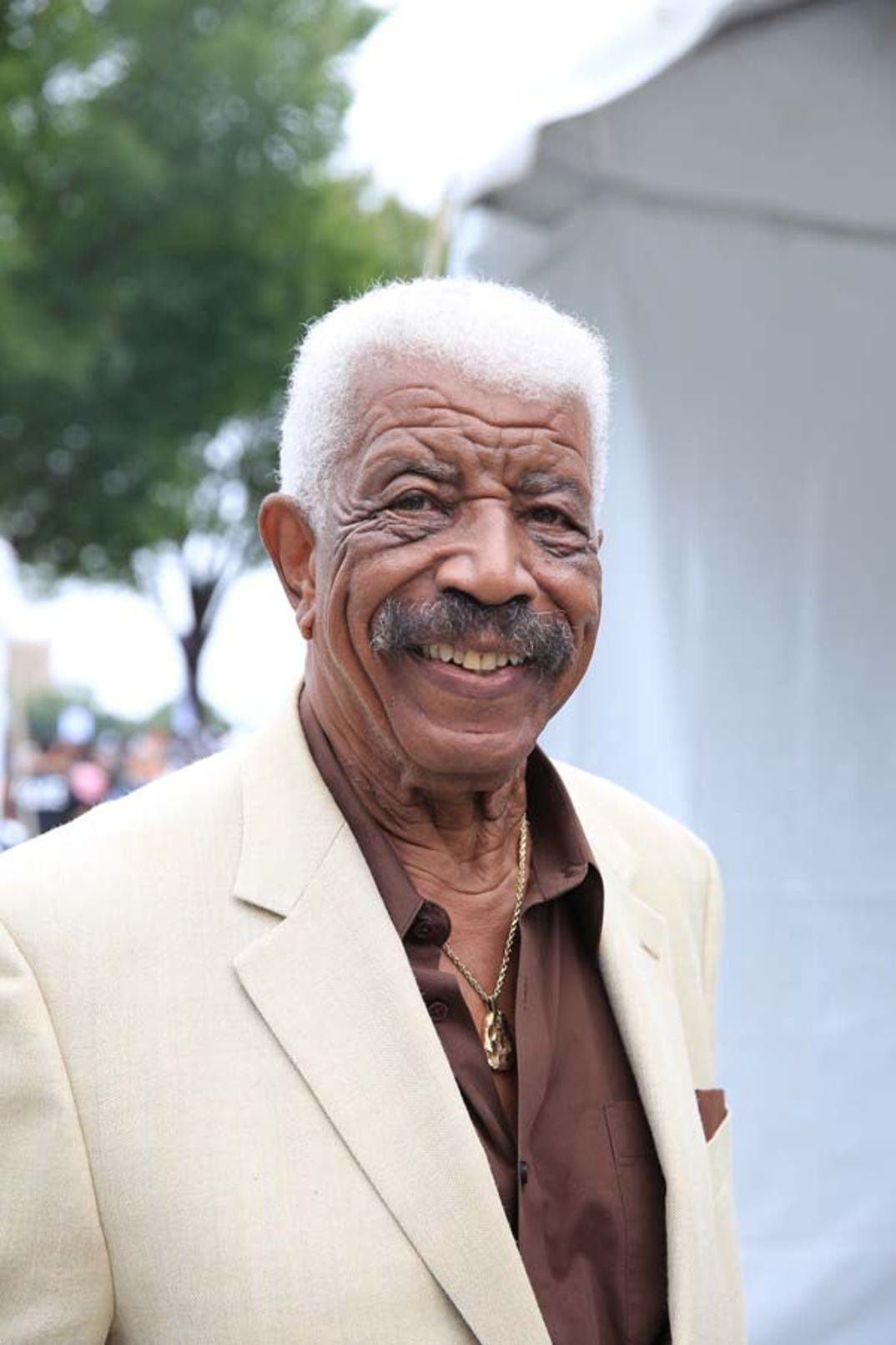 Hal Williams