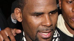 R. Kelly -- 'The Notebook' Inspired Me ... to Divorce My Wife