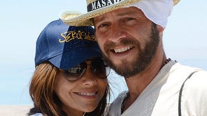 Ex-'90210' Star Vanessa Marcil Files for Divorce