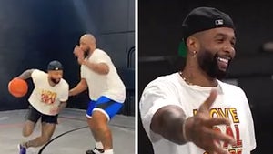 Odell Beckham Jr. Balls Out In Pickup Hoops Game, Knee Looks Great!
