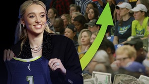 dallas wings fans and paige bueckers getty 1