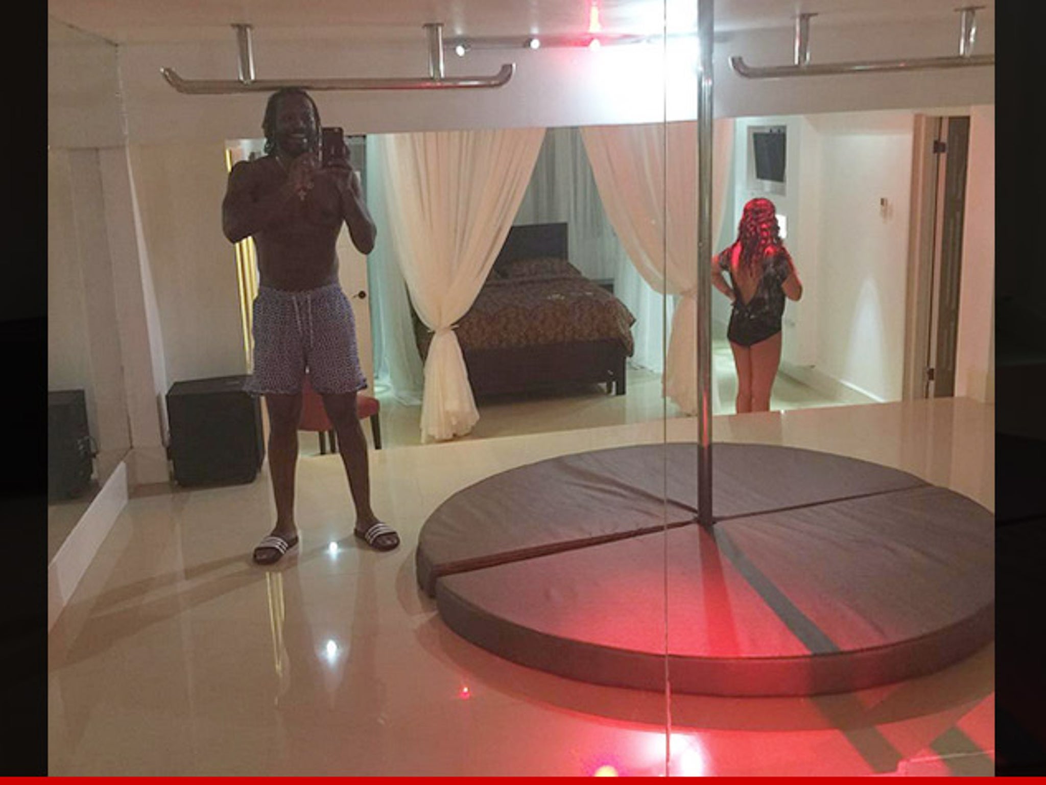 Jamaican Cricket Star Chris Gayle -- My Bedroom's a Strip Club (PHOTOS)