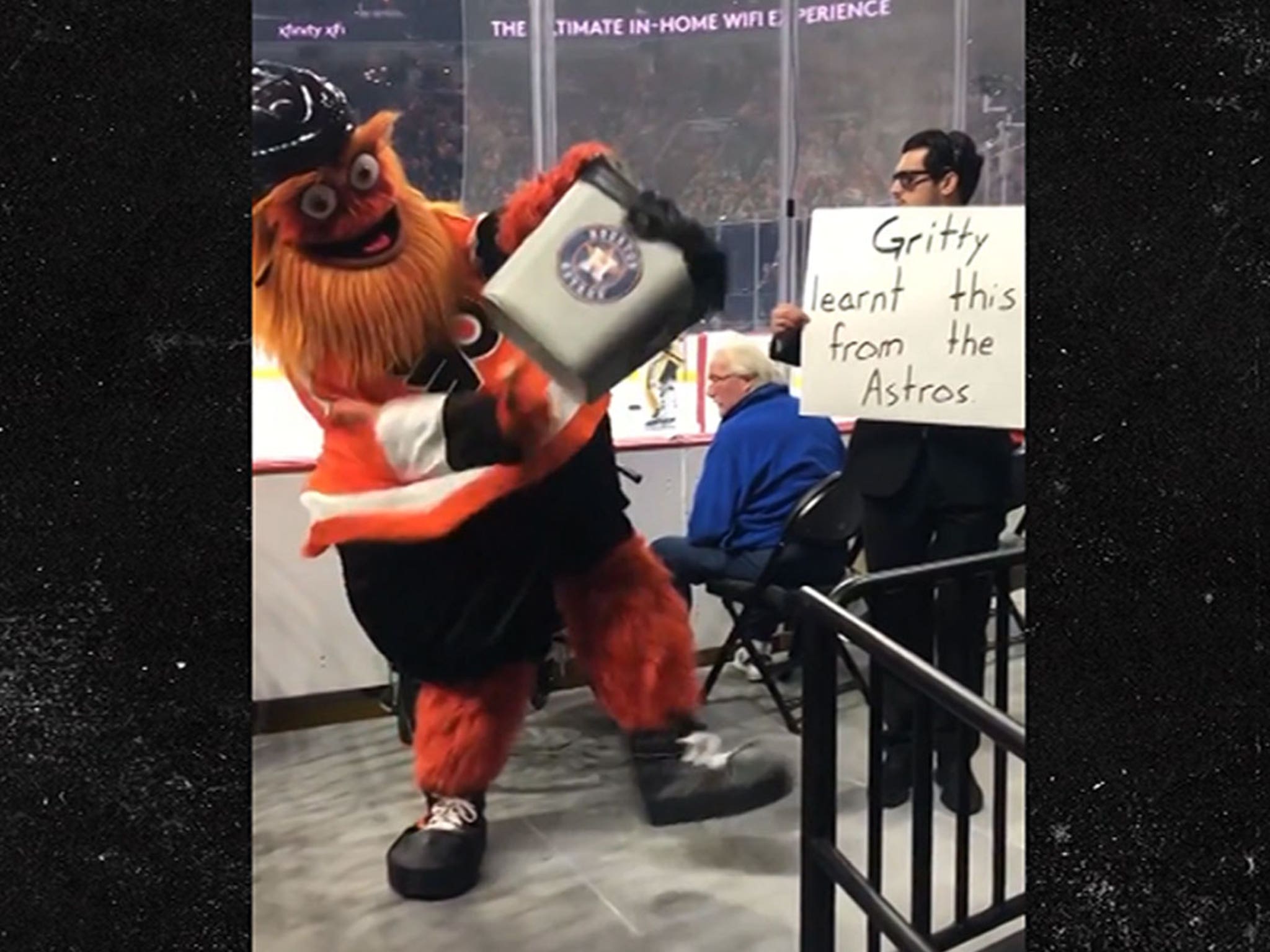 Philadelphia Flyers Mascot Gritty Roasts Houston Astros Cheating Scandal