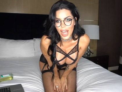0918 larissa lima 90 day cam soda