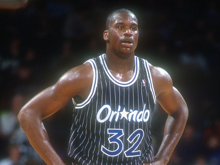 Shaquille O'Neal #32 Orlando Magic Jersey To Be Retired, First In Franchise History
