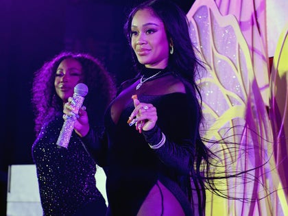 1028-Saweetie-Performance-Pics-PRIMARY