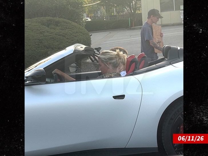 Savannah Chrisley and boyfriend tmz 3