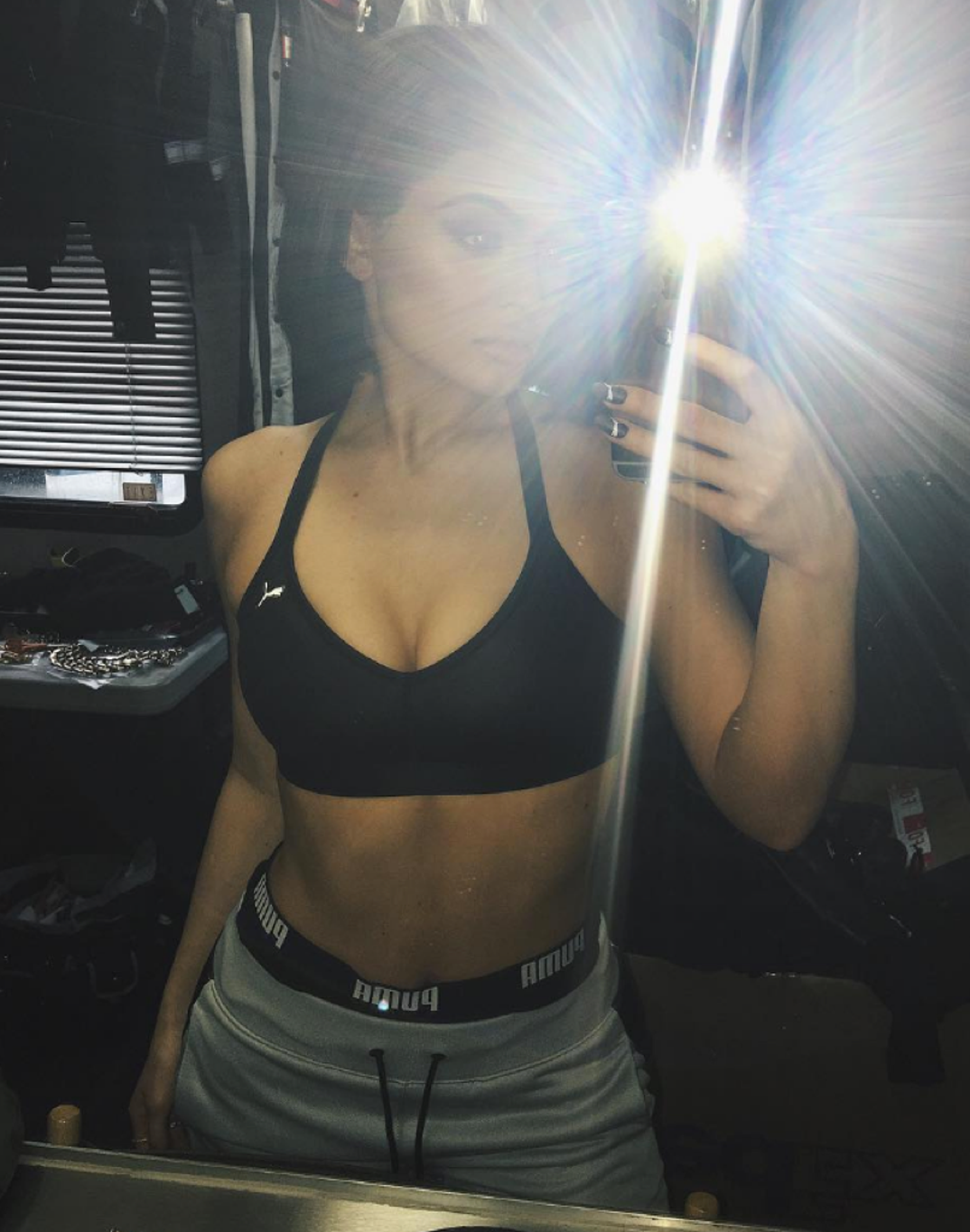 kylie_jenner_instagram_hot_shots_photos_15