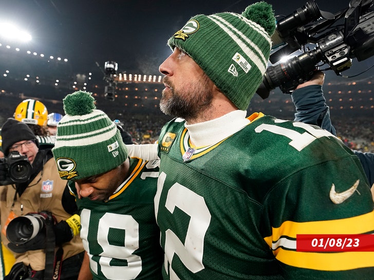 Aaron Rodgers denies jersey swap after loss to Lions, retirement  speculation begins