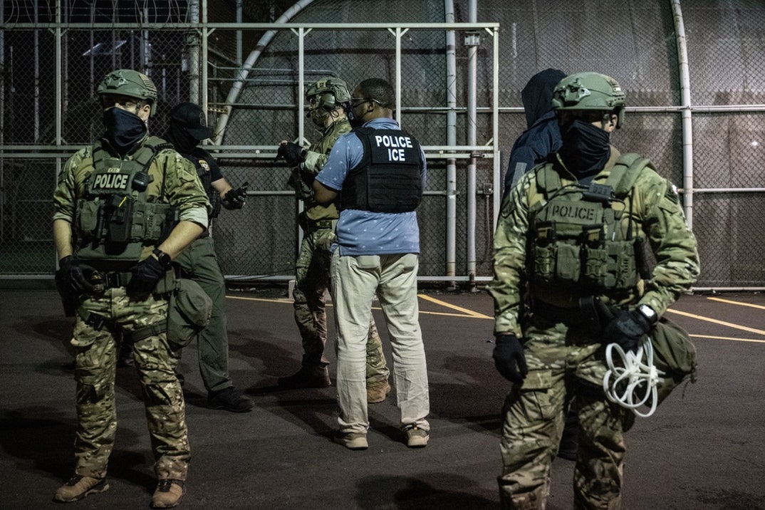 Ice Agents Patrolling 0