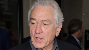 Robert De Niro Injured Quad at On-Location Home for 'Killers of the Flower Moon'