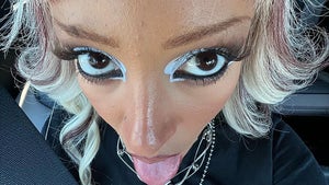 Doja Cat's Creepy Selfies