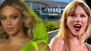 Beyoncé Dragged for Not Having Monitors On at SoFi Like Taylor Swift