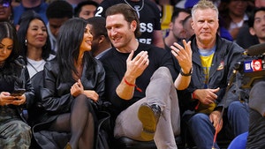 Kim Kardashian Chats Up Kris Humphries' Former Pal at Lakers Game