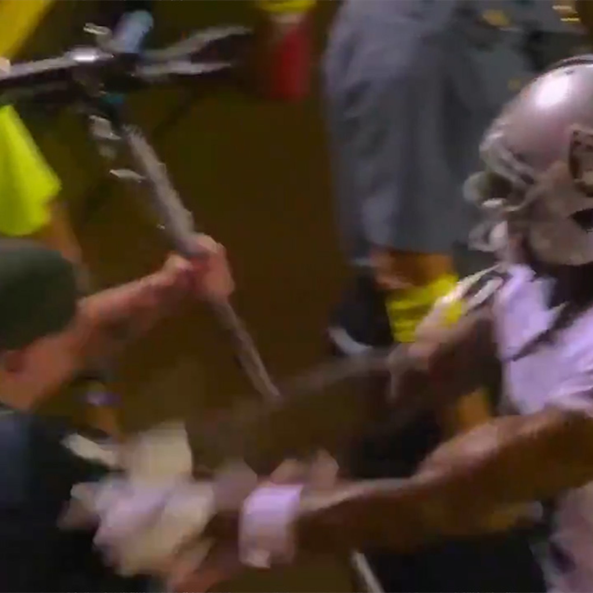 Watch Davante Adams push down cameraman after Raiders loss, apologizes for  actions 