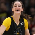 Caitlin Clark chega ao primeiro lugar no draft da WNBA