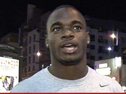 0831-adrian-peterson-tmz-01