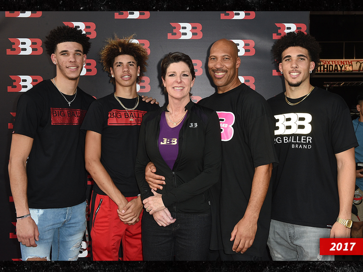 sub lavar ball tina lonzo lamelo liangelo getty