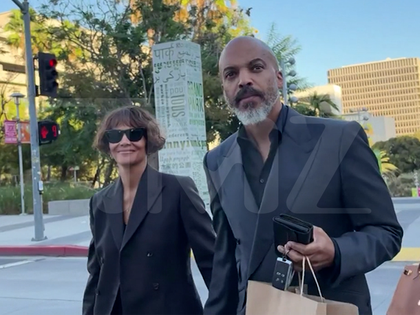 halle-leaving-court-PRIMARY
